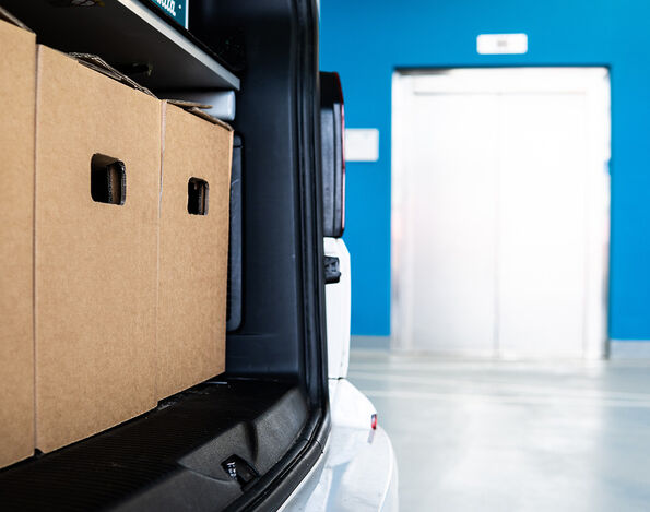 Kofferraum mit Kisten bei CityBox24